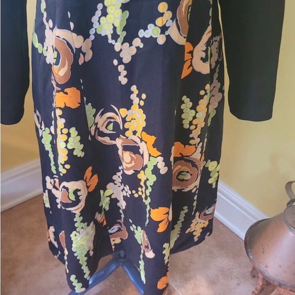 Vintage 1970s. Jeunesse by Hannemar. Retro dress, Black Funky Floral Skirt. US14 - Picture 4 of 4